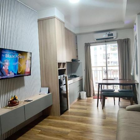 Classy! 2Br Apartment - Modern Comfort In West Jakarta Cbd Ngoại thất bức ảnh