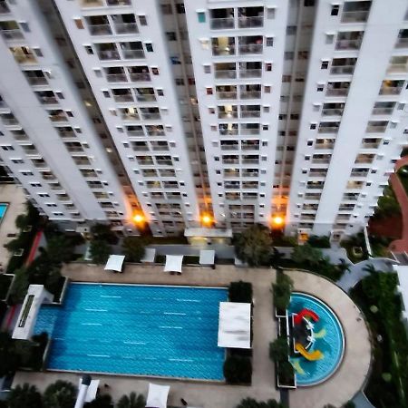 Classy! 2Br Apartment - Modern Comfort In West Jakarta Cbd Ngoại thất bức ảnh